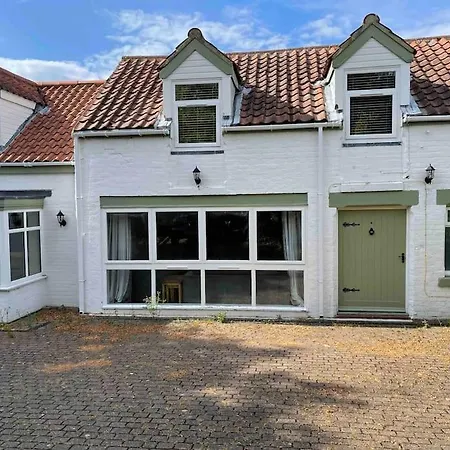 Sundial Cottage, Stunning 3 Bed With Hottub Dom wakacyjny Skelton (North Yorkshire)
